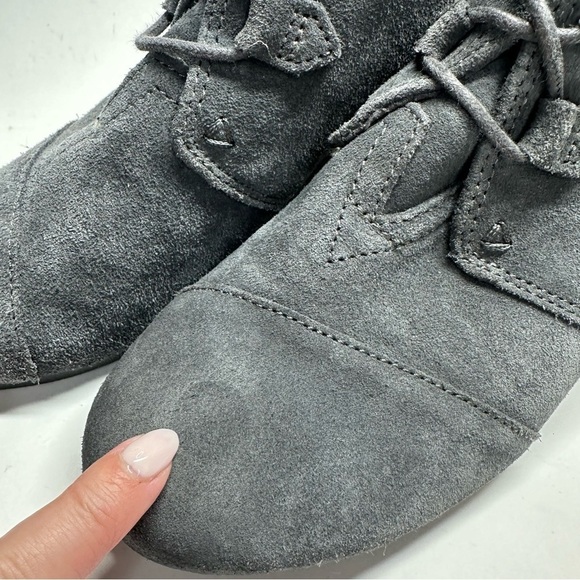 Toms Bootie Kala Forged Iron Grey Suede Desert Wedge Ankle Boots Booties Sz 8.5 - Picture 3 of 12